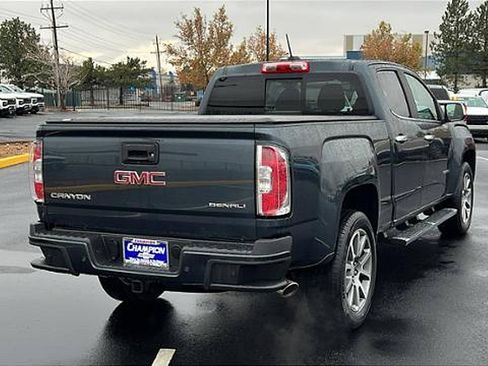 Used 2020 GMC Canyon Denali image 5