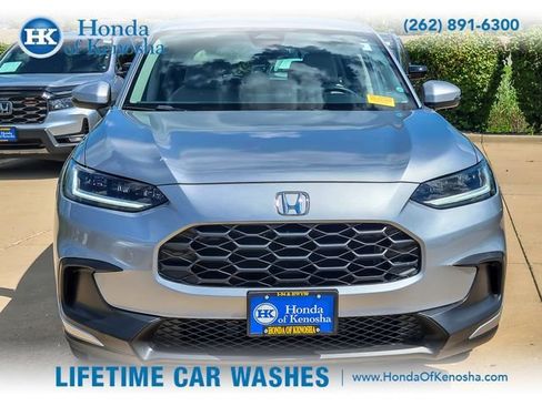 Used 2024 Honda HR-V LX image 2