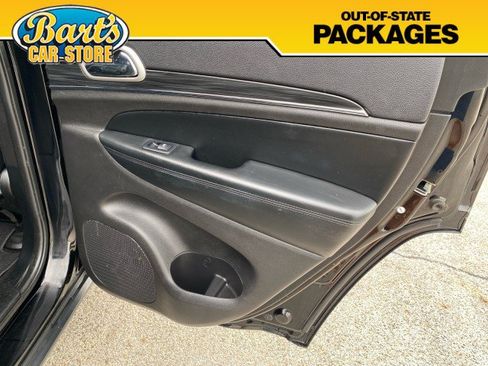 Used 2021 Jeep Grand Cherokee Limited AWD/4WD image 9