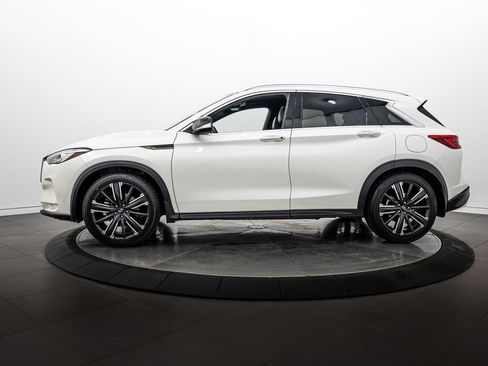 Used 2021 INFINITI QX50 Luxe w/ Appearance Package AWD/4WD image 6