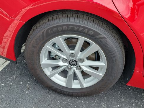 Certified 2025 Toyota Camry LE FWD image 10