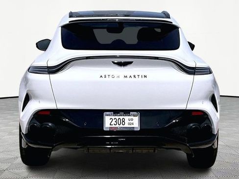 Used 2023 Aston Martin DBX 707 image 4