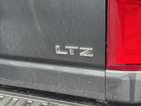 Used 2020 Chevrolet Silverado 2500 LTZ w/ LTZ Plus Package image 42