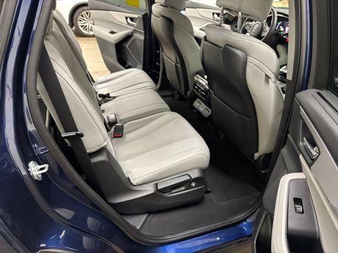 Certified 2024 Acura MDX SH-AWD w/ Technology Package image 17