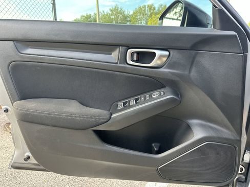Used 2024 Honda Civic Sport image 28