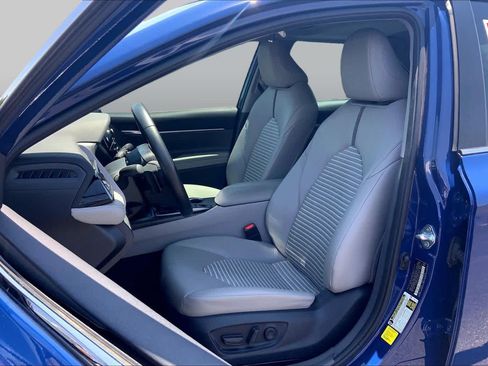 Used 2024 Toyota Camry SE w/ Audio Upgrade Package FWD image 8
