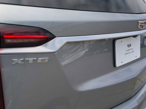 Used 2025 Cadillac XT6 Luxury image 9