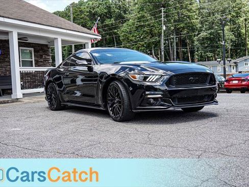 Used 2017 Ford Mustang GT Premium w/ GT Performance Package RWD image 9
