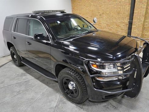 Used 2019 Chevrolet Tahoe 4WD w/ Remote Keyless Entry Package image 7