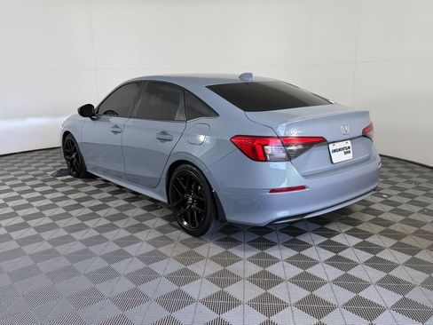 Used 2024 Honda Civic Sport image 3