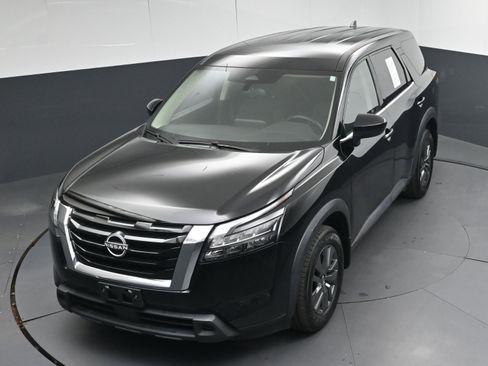 Certified 2024 Nissan Pathfinder S image 31