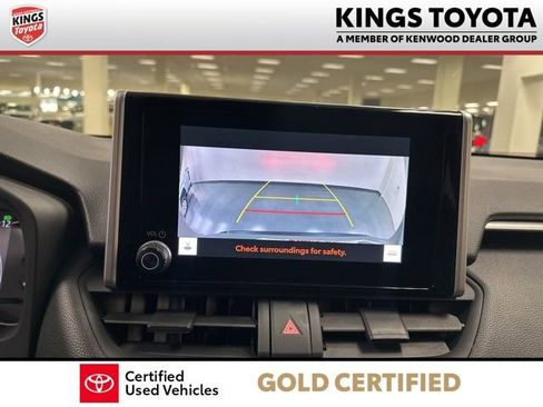 Certified 2023 Toyota RAV4 XLE w/ Convenience Package image 19