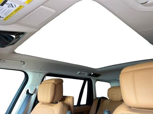 Used 2019 Land Rover Range Rover LWB SV Autobiography image 16