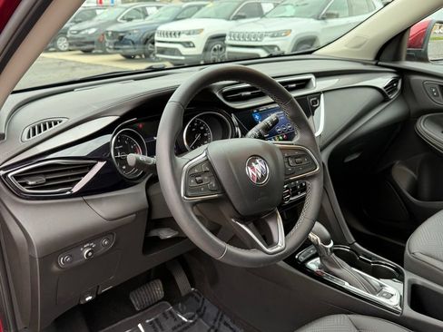 Used 2023 Buick Encore GX Essence w/ Experience Buick Package FWD image 16