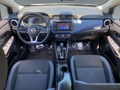 Used 2023 Nissan Versa SV FWD image 10