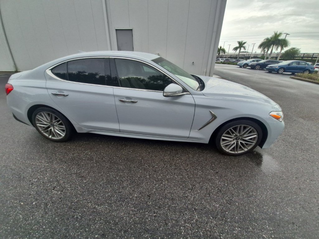 Used 2021 Genesis G70 2.0T RWD image 3