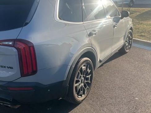 Used 2021 Kia Telluride SX w/ SX Prestige Package image 7