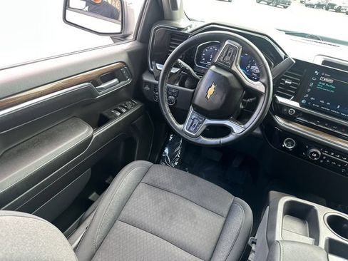 Used 2023 Chevrolet Silverado 1500 LT AWD/4WD image 21