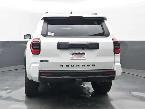 New 2026 Toyota 4Runner SR5 RWD image 17