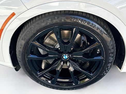 Certified 2023 BMW X7 xDrive40i w/ M Sport Package image 36