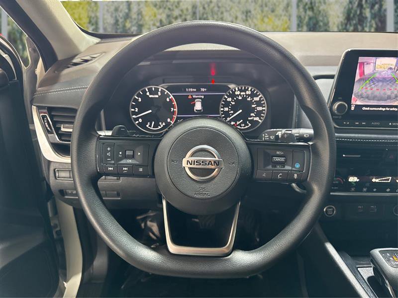 Used 2021 Nissan Rogue SV FWD image 18