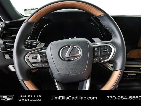 Used 2025 Lexus RX 350 AWD image 9