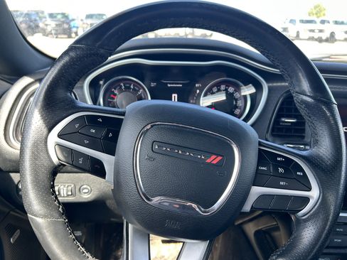 Used 2018 Dodge Challenger R/T Plus RWD image 17
