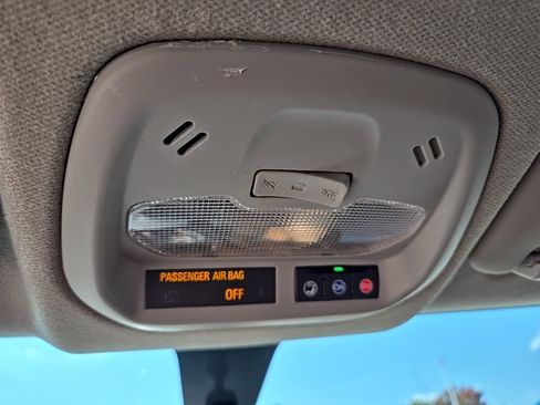 Used 2021 Chevrolet Spark LT image 27