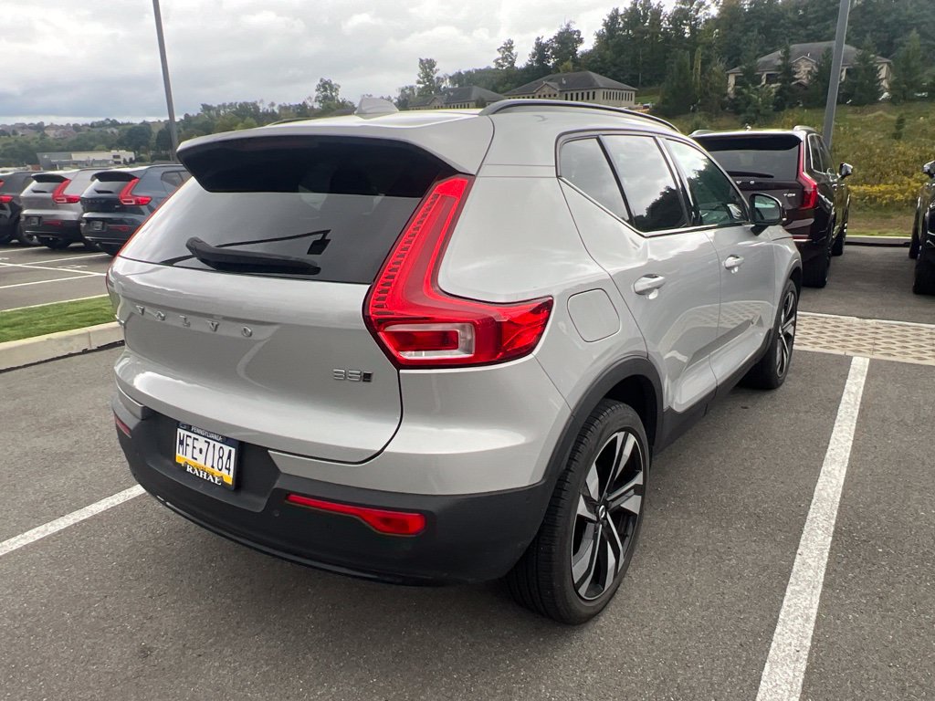 Used 2023 Volvo XC40 B5 Ultimate w/ Climate Package AWD/4WD image 23