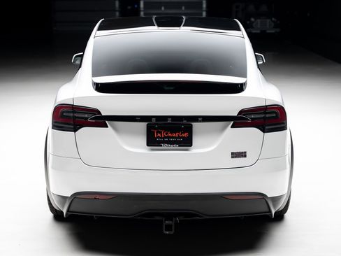 Used 2023 Tesla Model X Plaid image 24