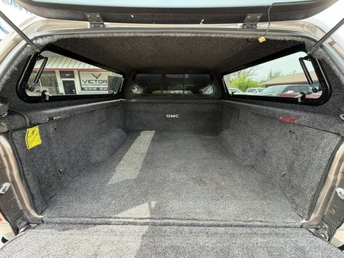 Used 2014 GMC Sierra 1500 SLT RWD image 24