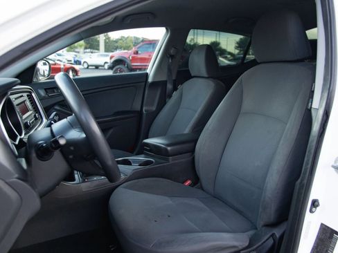 Used 2015 Kia Optima LX FWD image 16