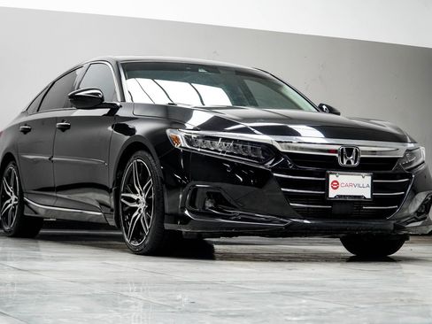 Used 2021 Honda Accord Touring image 4