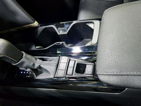 Used 2025 Toyota Camry XSE w/ Premium Plus Package image 17