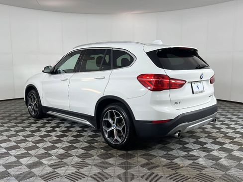 Used 2018 BMW X1 xDrive28i AWD/4WD image 9