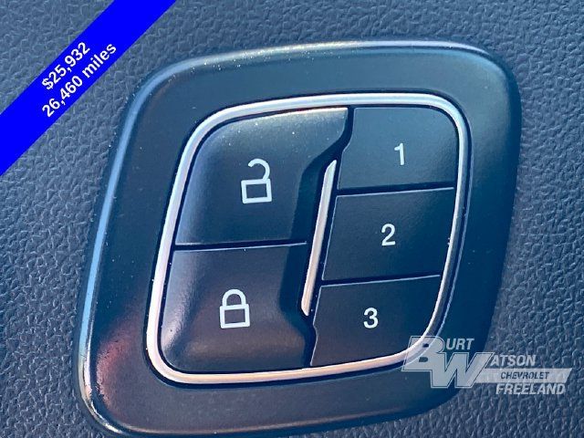 Used 2025 Ford Escape Platinum AWD/4WD image 37