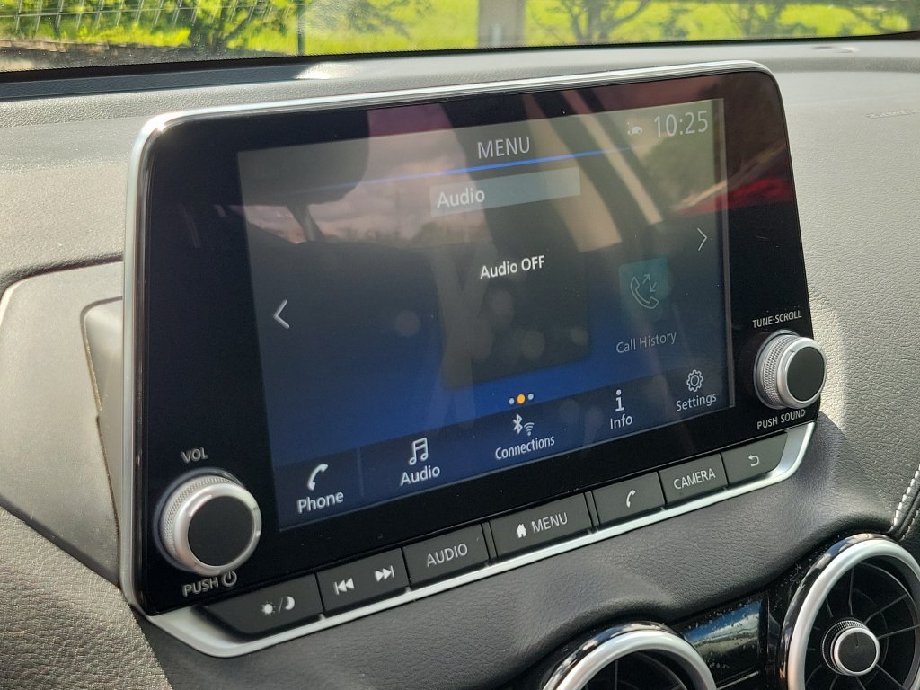 Certified 2025 Nissan Sentra SV FWD image 23