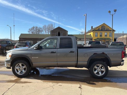 Used 2008 Dodge Ram 1500 Truck SLT image 2