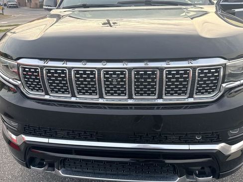 Used 2022 Jeep Grand Wagoneer Series III w/ Rear Seat Video Group 1 image 31