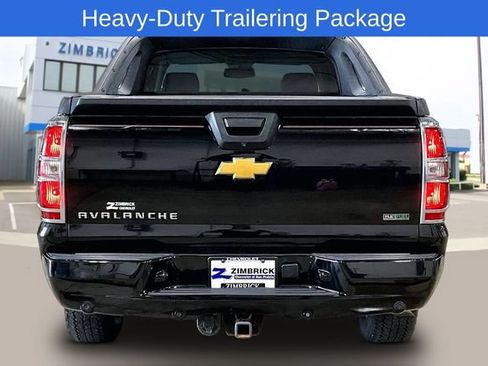 Used 2010 Chevrolet Avalanche LT w/ Luxury Package AWD/4WD image 9