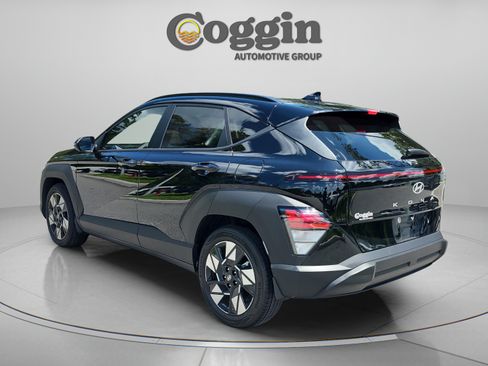 Certified 2024 Hyundai Kona SEL FWD image 3
