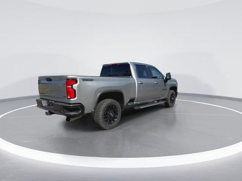 Used 2025 Chevrolet Silverado 2500 LTZ w/ LTZ Plus Package AWD/4WD image 2