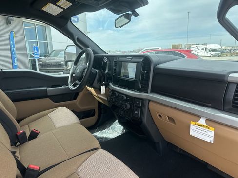 New 2026 Ford F250 XLT image 33