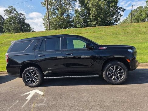 Used 2021 Chevrolet Tahoe Z71 AWD/4WD image 2