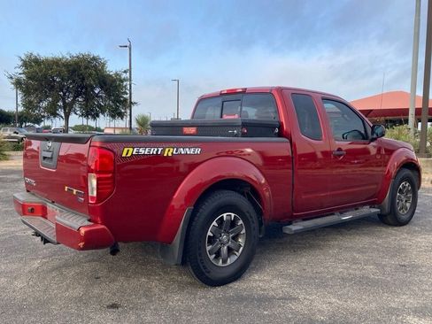 Used 2018 Nissan Frontier Desert Runner RWD image 5