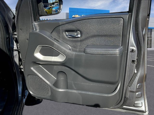 Used 2022 Nissan Frontier SV w/ Technology Package RWD image 31