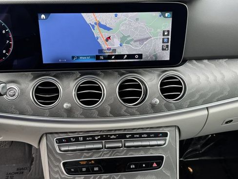 Used 2023 Mercedes-Benz E 350 Sedan image 21