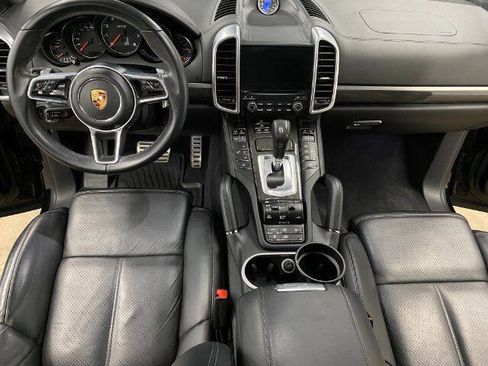 Used 2017 Porsche Cayenne GTS w/ Premium Plus Package AWD/4WD image 21