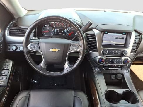 Used 2018 Chevrolet Tahoe LT w/ Luxury Package AWD/4WD image 17