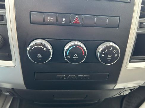 Used 2012 RAM 1500 Classic SLT w/ Remote Start & Security Group image 22